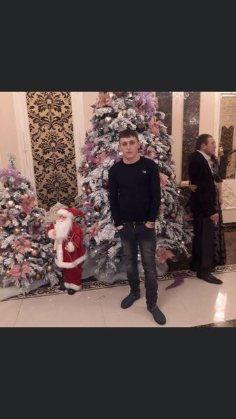  ,   Tyom, 28 ,   ,   