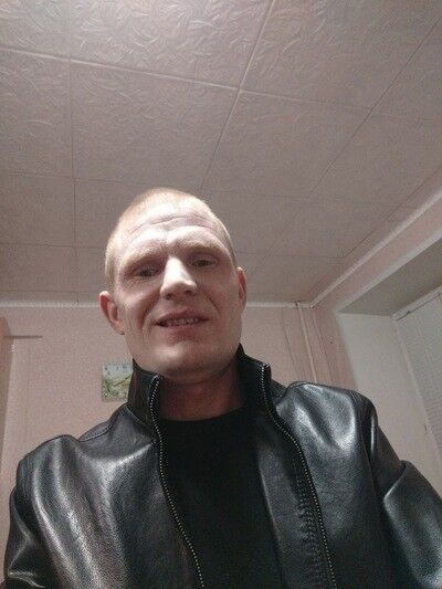  ,   Maxim, 39 ,   ,   , c 