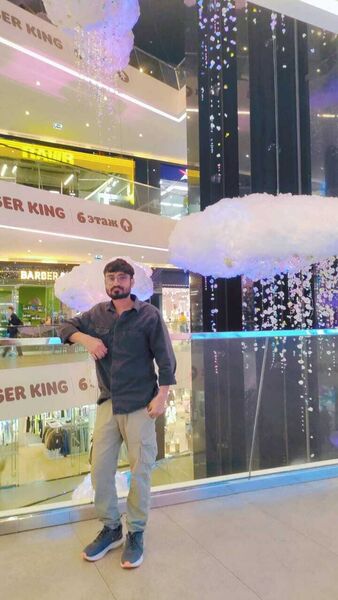  ,   Yogesh, 28 ,   ,   