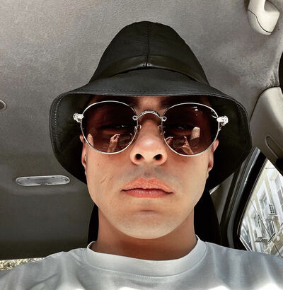  --,   , 24 ,   ,   