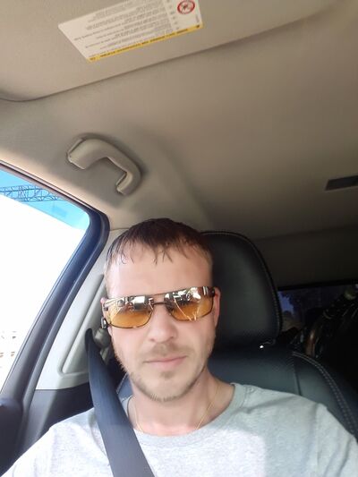  ,   Oleg, 41 ,   