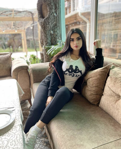  ,   Alinka, 25 ,   c 