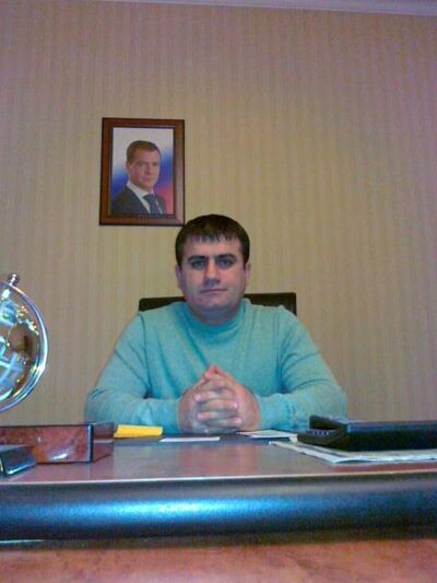  ,   Emin, 41 ,   