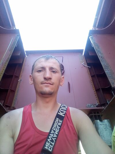  ,   Yurii, 37 ,   ,   , c 