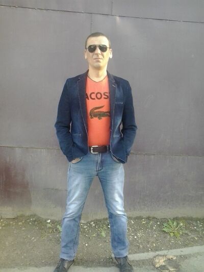  ,   Venia, 48 ,   ,   