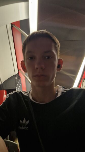  Praha,   Kolya, 20 ,   ,   