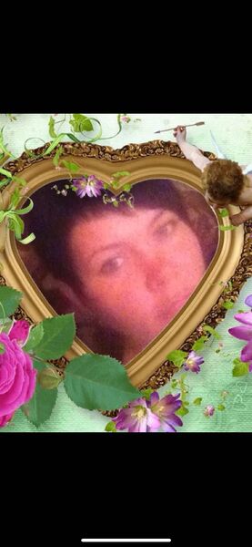  ,   Sara, 42 ,  