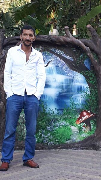  ,   Yuri, 48 ,   ,   