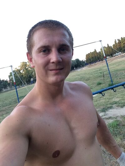  ,   Maks, 33 ,   ,   , c 