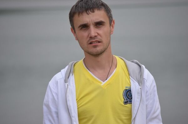  ,   Alex, 41 ,   ,   , c 