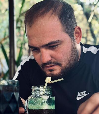  ,   Hovo, 26 ,   ,   