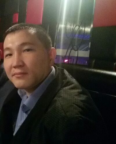  ,   Artemka, 33 ,   