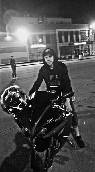  ,   Alexander, 22 ,   ,   , c 