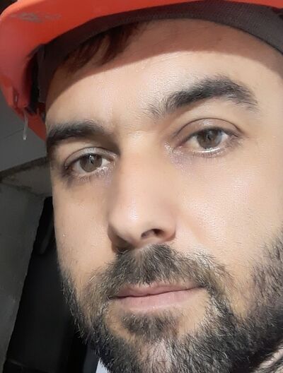  -,   Danyar, 39 ,   ,   