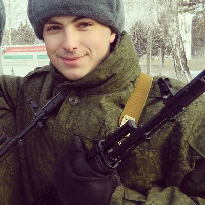  ,   Alexander, 32 ,   ,   