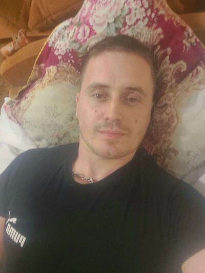  -,   Artem, 38 ,   ,   