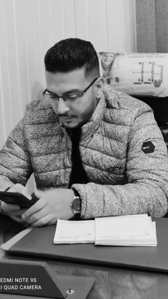  ,   Marwan, 33 ,   ,   