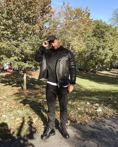  ,   Donald, 40 ,   ,   