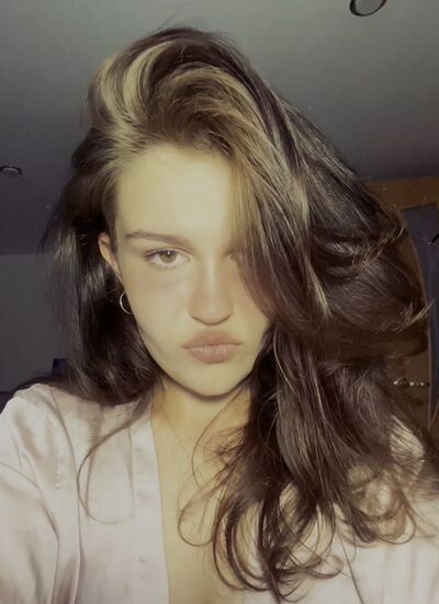  ,   Ally, 19 ,  