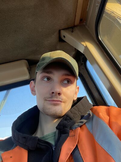  -,   , 24 ,   