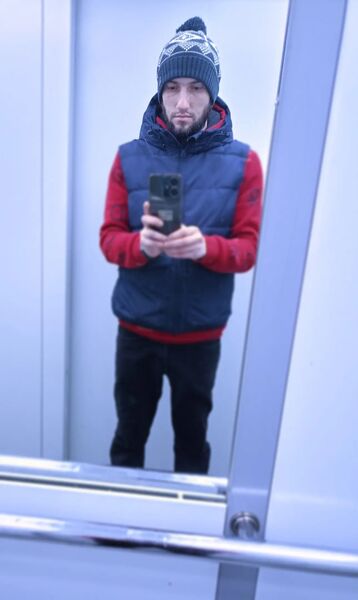  ,   Michail, 34 ,   ,   