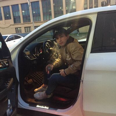  ,   Aziz, 27 ,   ,   