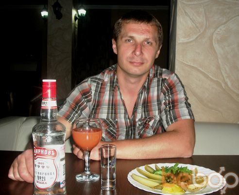  3987909  Aleks, 48 ,    