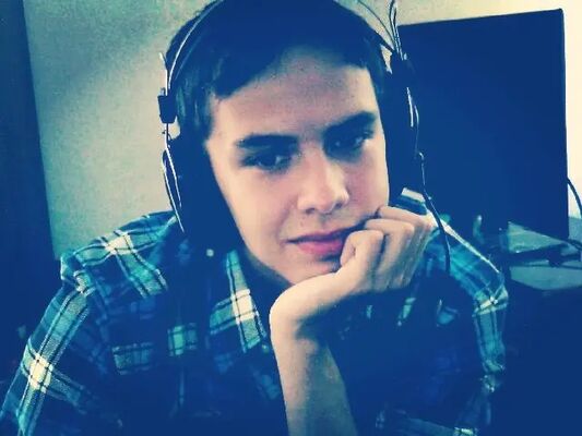  ,   Denis, 30 ,   ,   , c , 