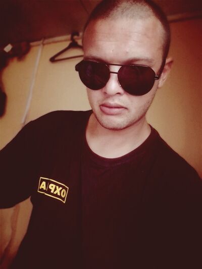  ,   Alexander, 21 ,   ,   
