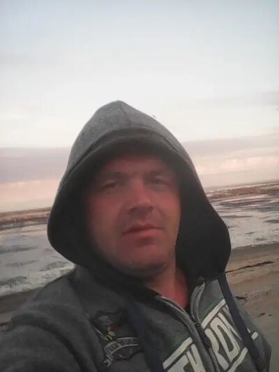   ,   Vladimir, 40 ,   ,   