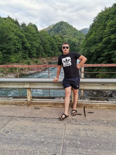  ,   Artem, 32 ,   ,   , c 