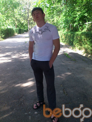  ,   Steve, 32 ,   
