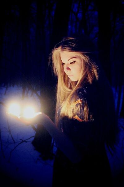  ,   Dina, 29 ,  
