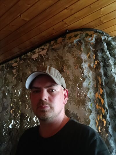  Neuhaus am Rennweg,   Andreas, 33 ,   ,   