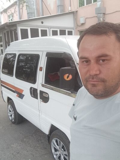  ,   Umidjon, 37 ,   ,   