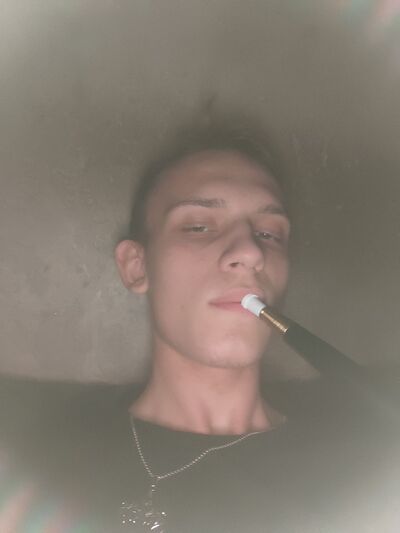  ,   Alexander, 20 ,   ,   , c 