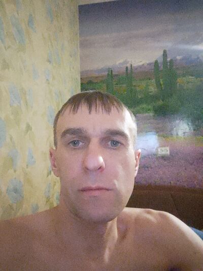  ,   Sergei, 39 ,   ,   
