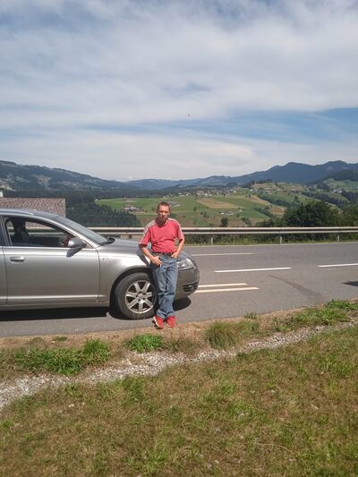  ,   Juri, 49 ,   ,   