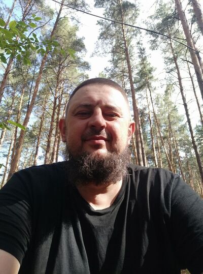  ,   Sergio, 40 ,   