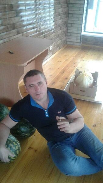  ,   Sasha, 50 ,   