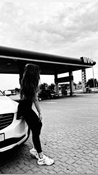  ,   Diana, 26 ,   ,   