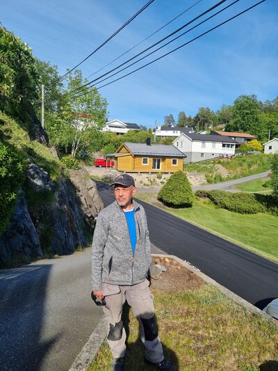  ,   Jurij, 53 ,   ,   , c 