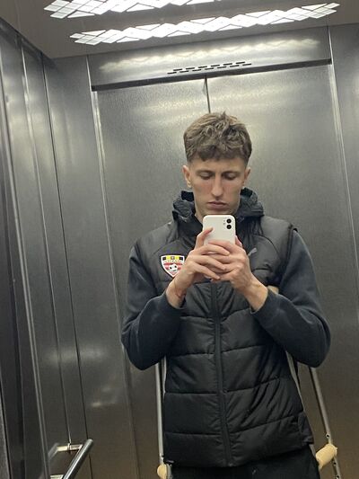  ,   Martin, 25 ,     