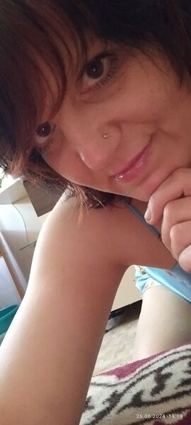  ,   Lana, 40 ,   ,   , c , 