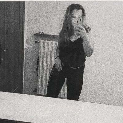  ,   Kira, 23 ,   ,   , c , 