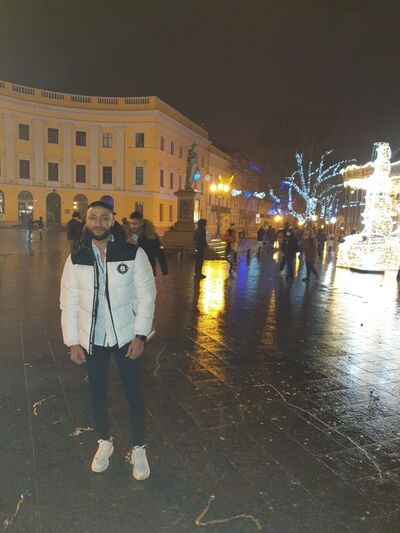  ,   Hussein, 25 ,   ,   , c , 