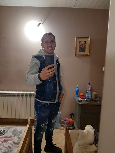  Wloszakowice,   Mischa, 32 ,   ,   