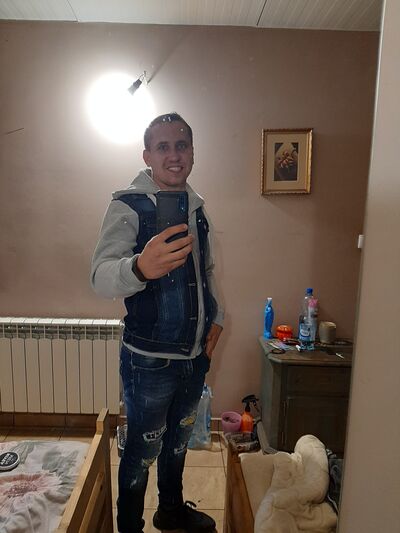  Wloszakowice,   Mischa, 31 ,   ,   