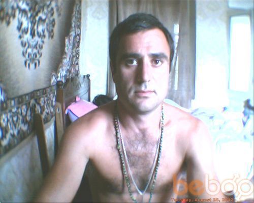  ,   Gio, 42 ,   