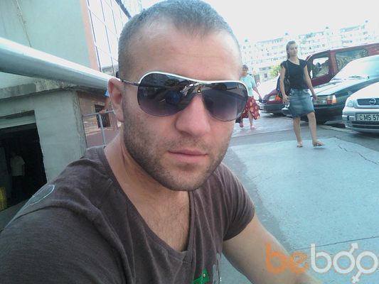  ,   Andrees, 37 ,   